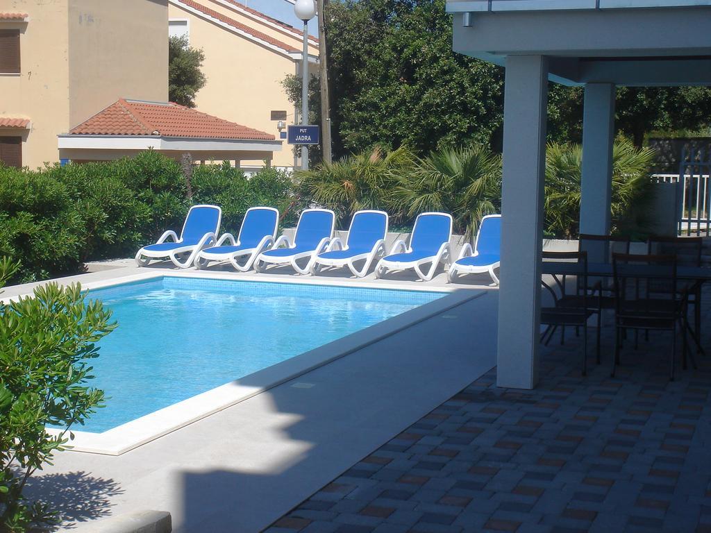 Laurus I Apartment Kozino