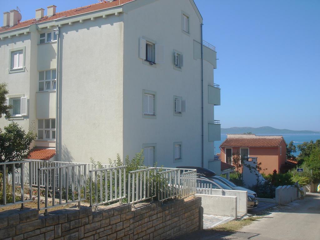 Laurus I Apartment *
